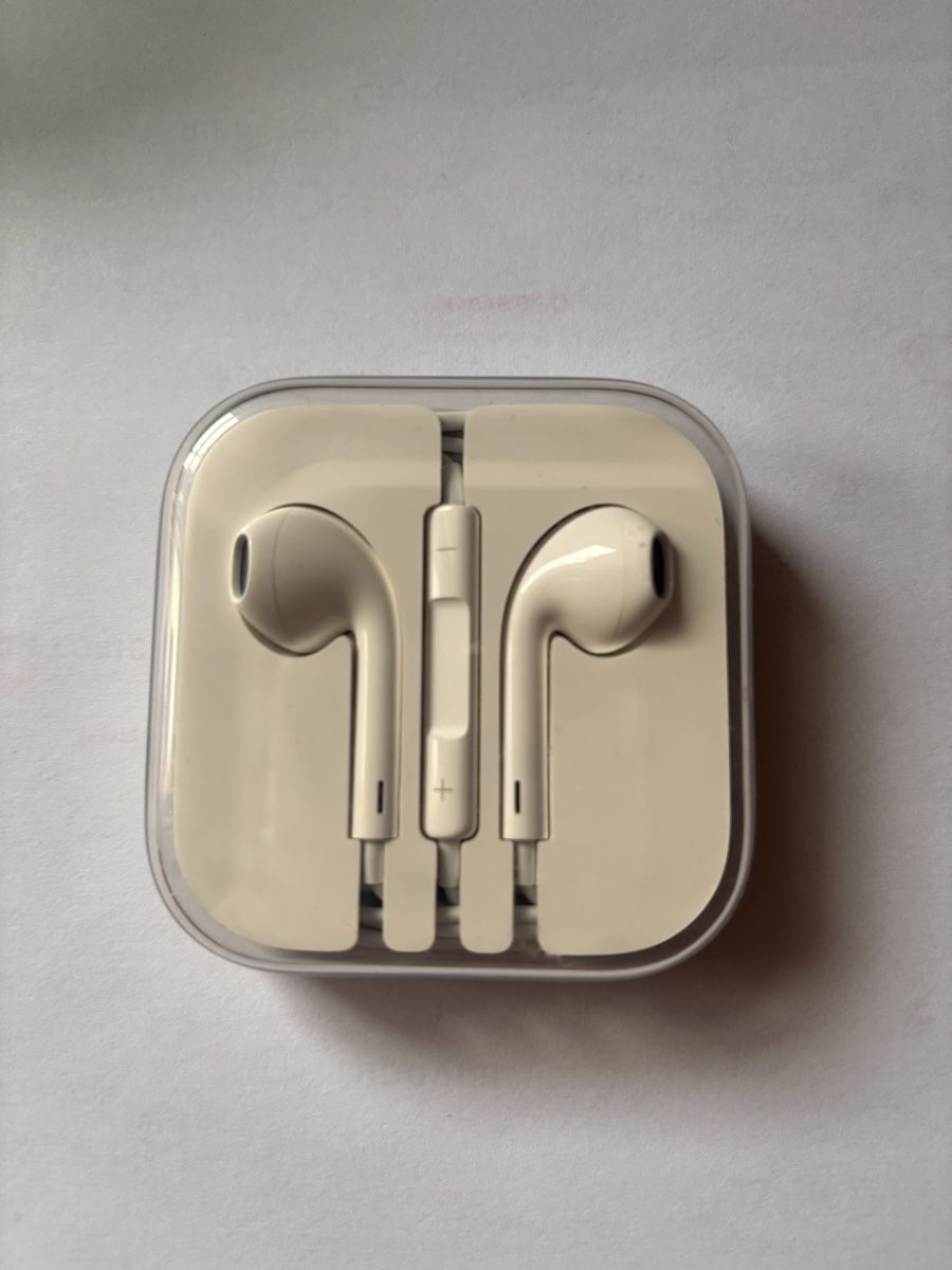 Apple Cuffie: Écouteurs Apple – Nuovo e nell'imballaggio originale da Dugny (Leytron) venduto da Cel_97