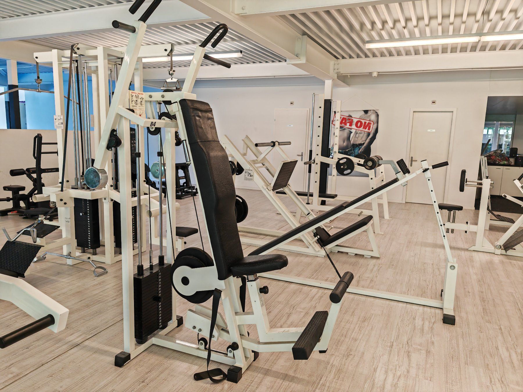 Hometrainer: Vertical Traction (Vertikalzug-Maschine) – Usato da Bern venduto da Sudowudo 2