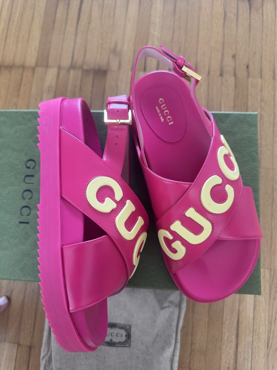 Gucci Scarpe da donna: Gucci sandals pink NEU Gr.37.5 oder Gr.39 – Nuovo e nell'imballaggio originale da Zürich venduto da EMMA0111 1