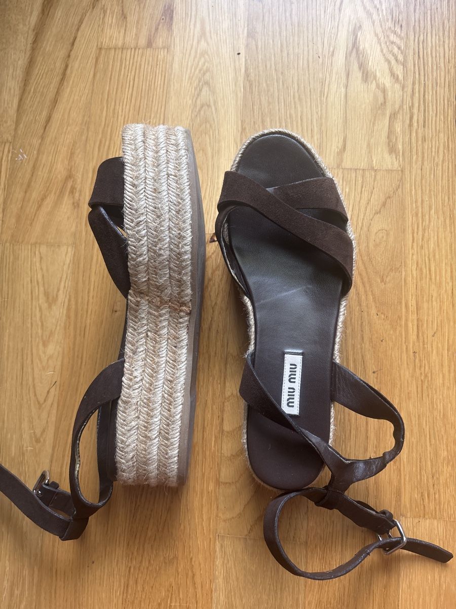 Miu Miu Damenschuhe: Miu Miu Sandales Espadrilles – Gebraucht aus Zürich von glaswag