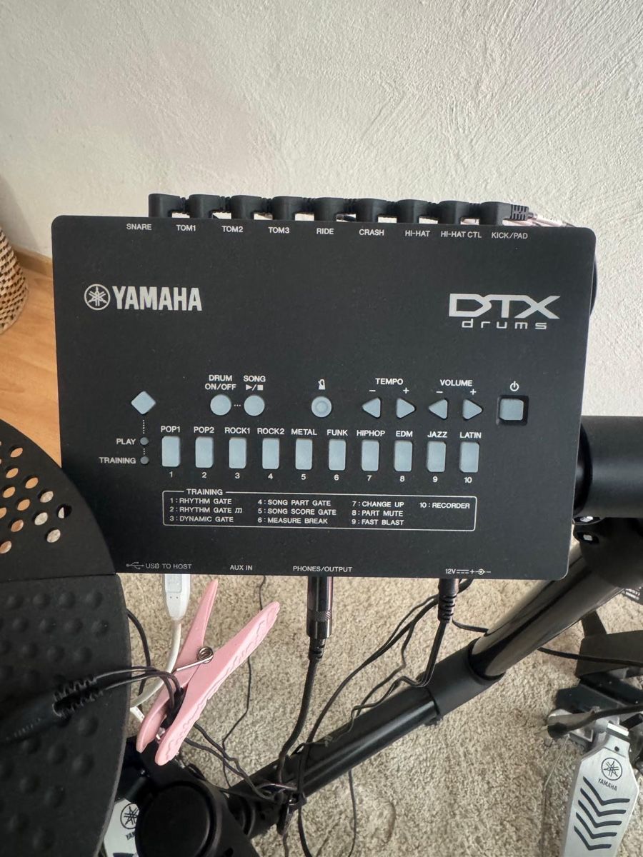 Yamaha Strumenti musicali: Yamaha DTX 482K E-Drums Bundle – Usato da Niederhasli venduto da Nick95 2