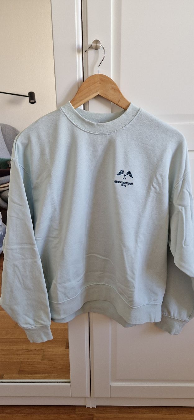 H&M Maglioni & Felpe: H&M Sweatshirt hellblau S NEU – Nuovo (secondo la descrizione) da Zürich venduto da c.line89