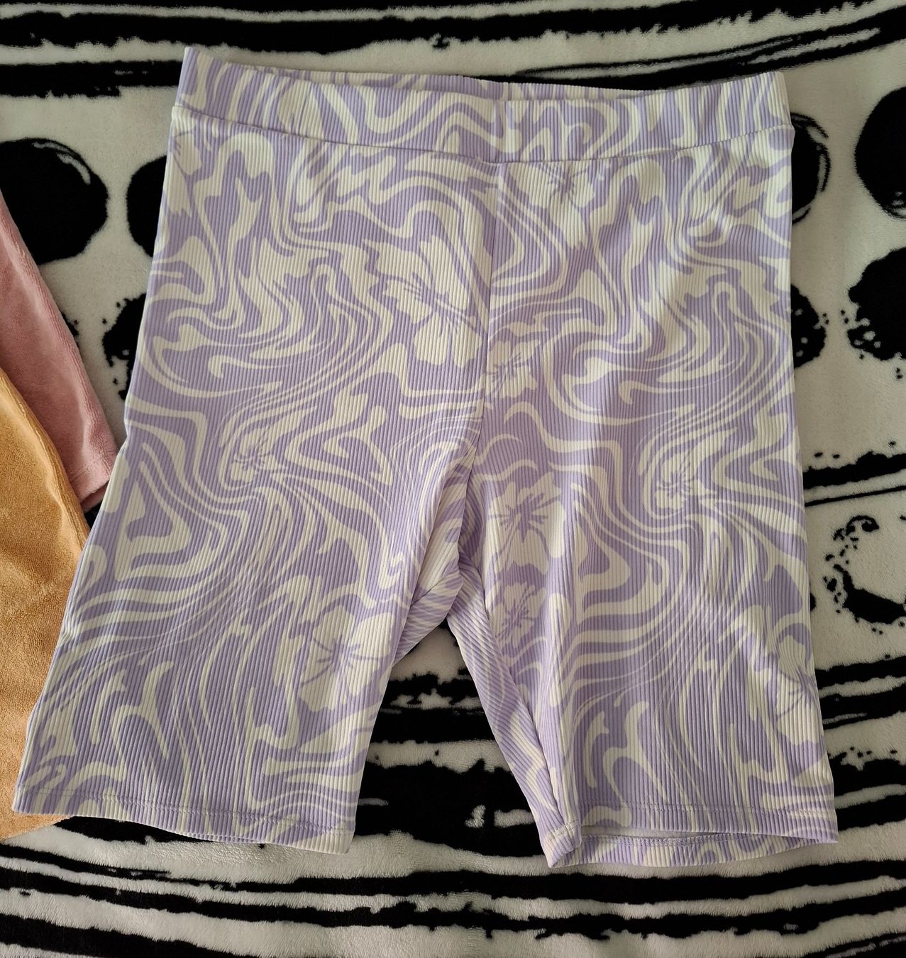H&M Pantaloni: 3x Kurze Hosen gr.M – Usato da Oberurnen venduto da rotty80 1