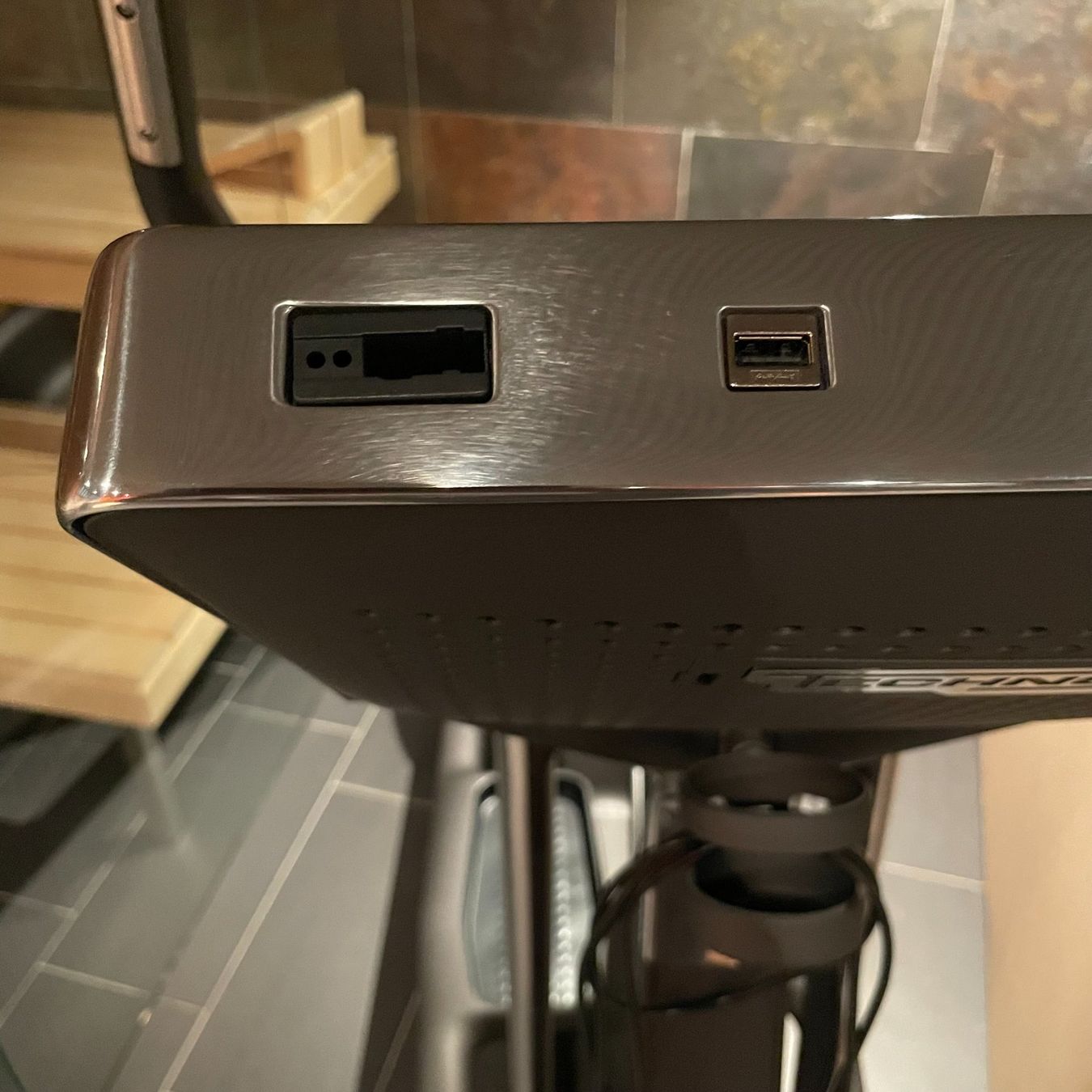 Technogym Hometrainer: Technogym Cross Personal Crosstrainer neuwertig – Gebraucht aus Bubikon von SwissSecondLife 7