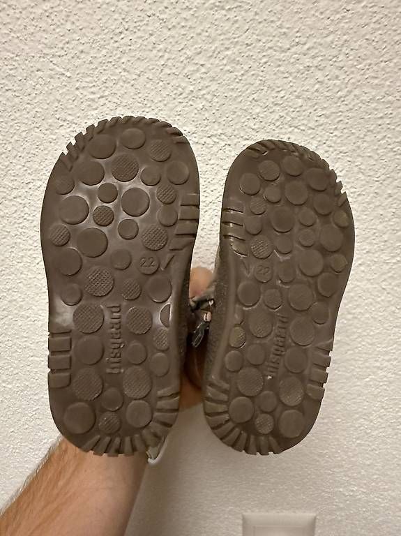 Scarpe per ragazze: Bisgaard Schuhe Grösse 22 – Usato da Dornach venduto da Samwyss 1