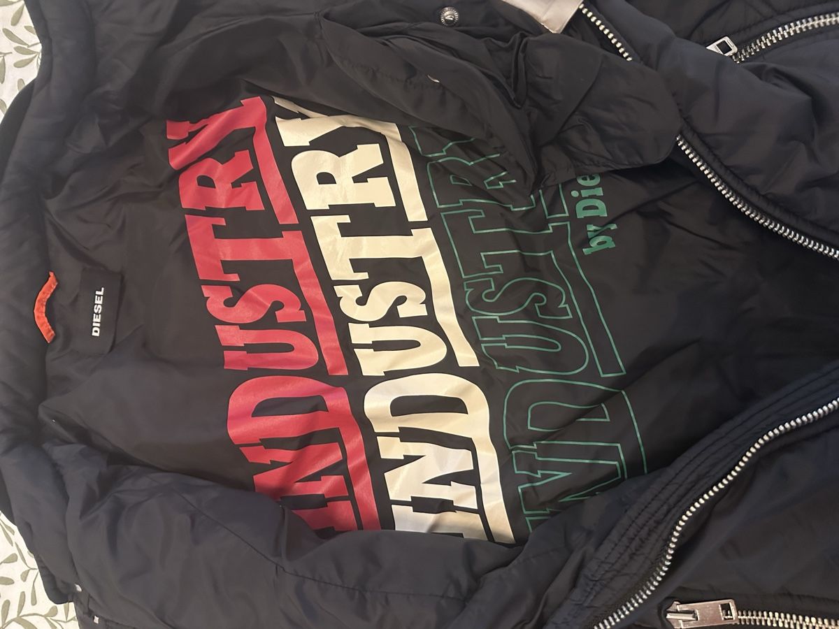 Diesel Giacche: Veste Diesel – Usato da Genève venduto da AuTuMnLoveR 2