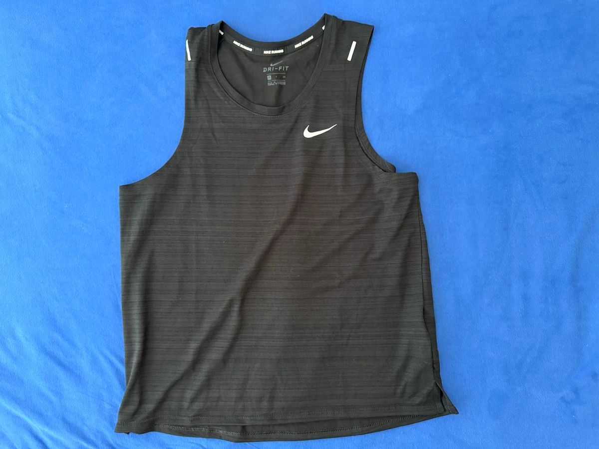 Nike T-Shirts: Nike Tank Top Gr. S – Gebraucht aus Untersiggenthal von floriyang