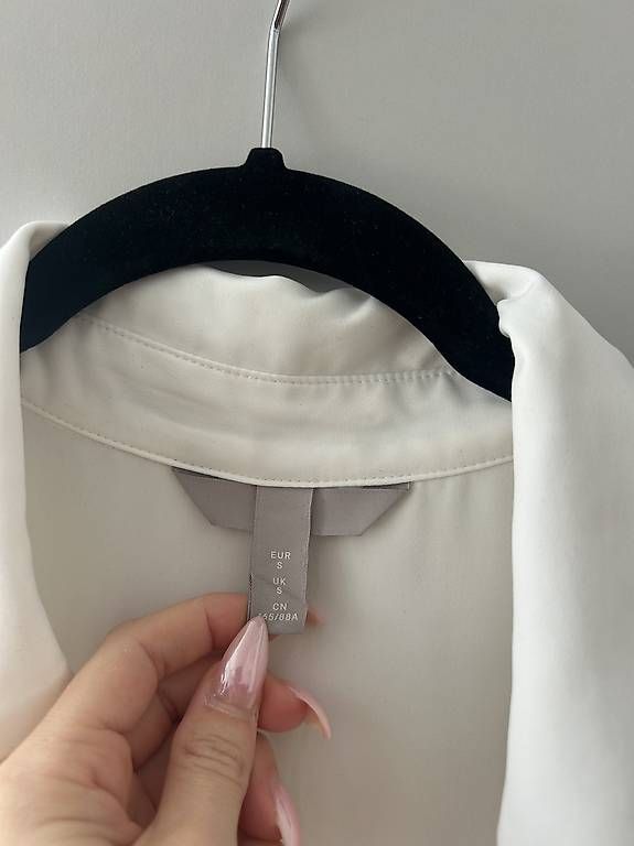H&M Blusen: H&M Hemd – Gebraucht aus Münsingen von eny04 1
