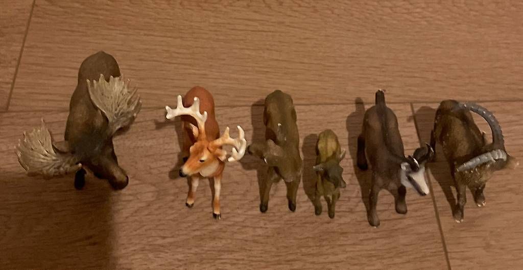 Jouets: Schleich- Huftiere – D'occasion à Lenk im Simmental par antoniawanda