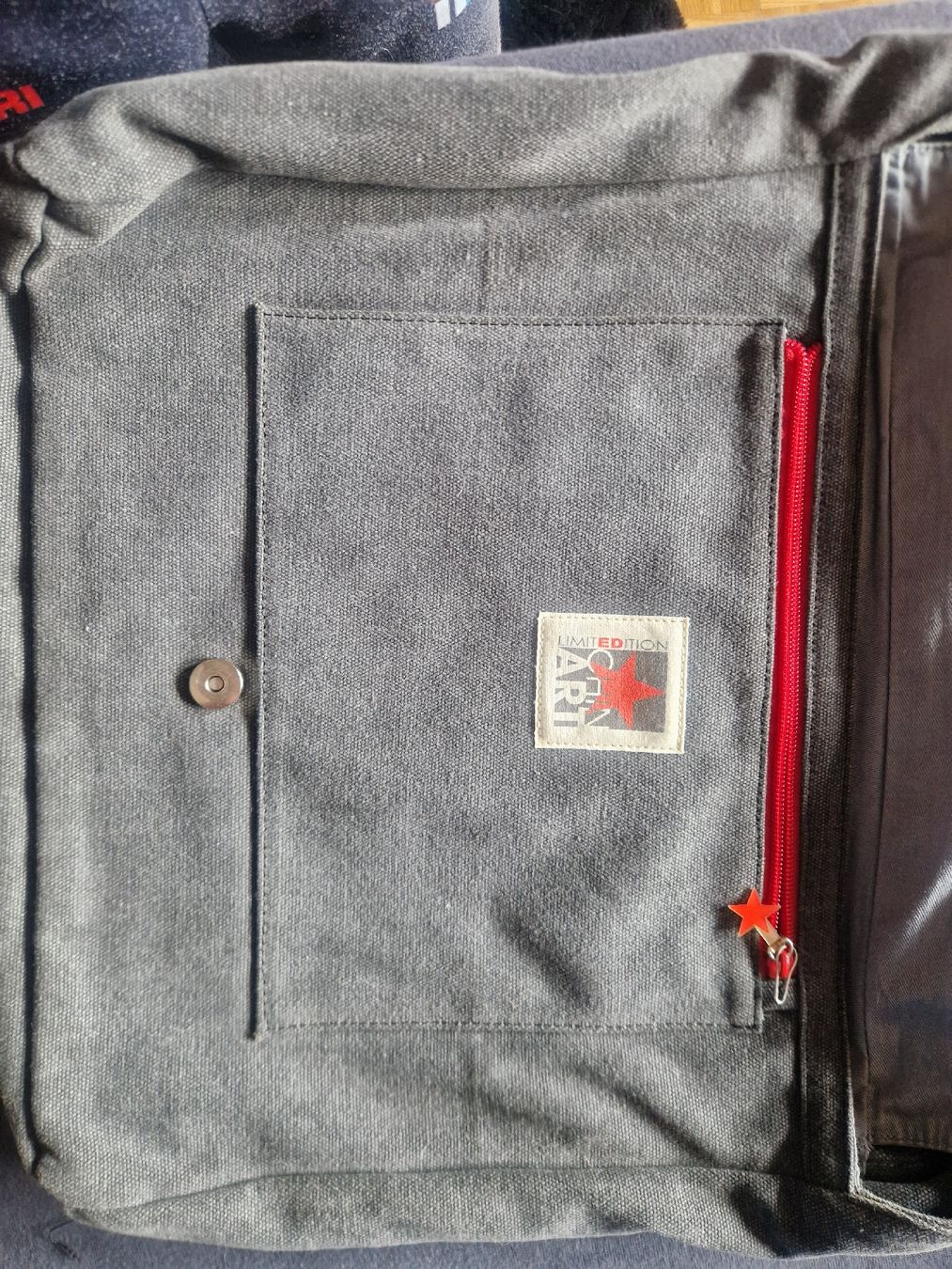 Taschen: sac ordinateur  – Neu (gemäss Beschreibung) aus Neuchâtel von allen07 1