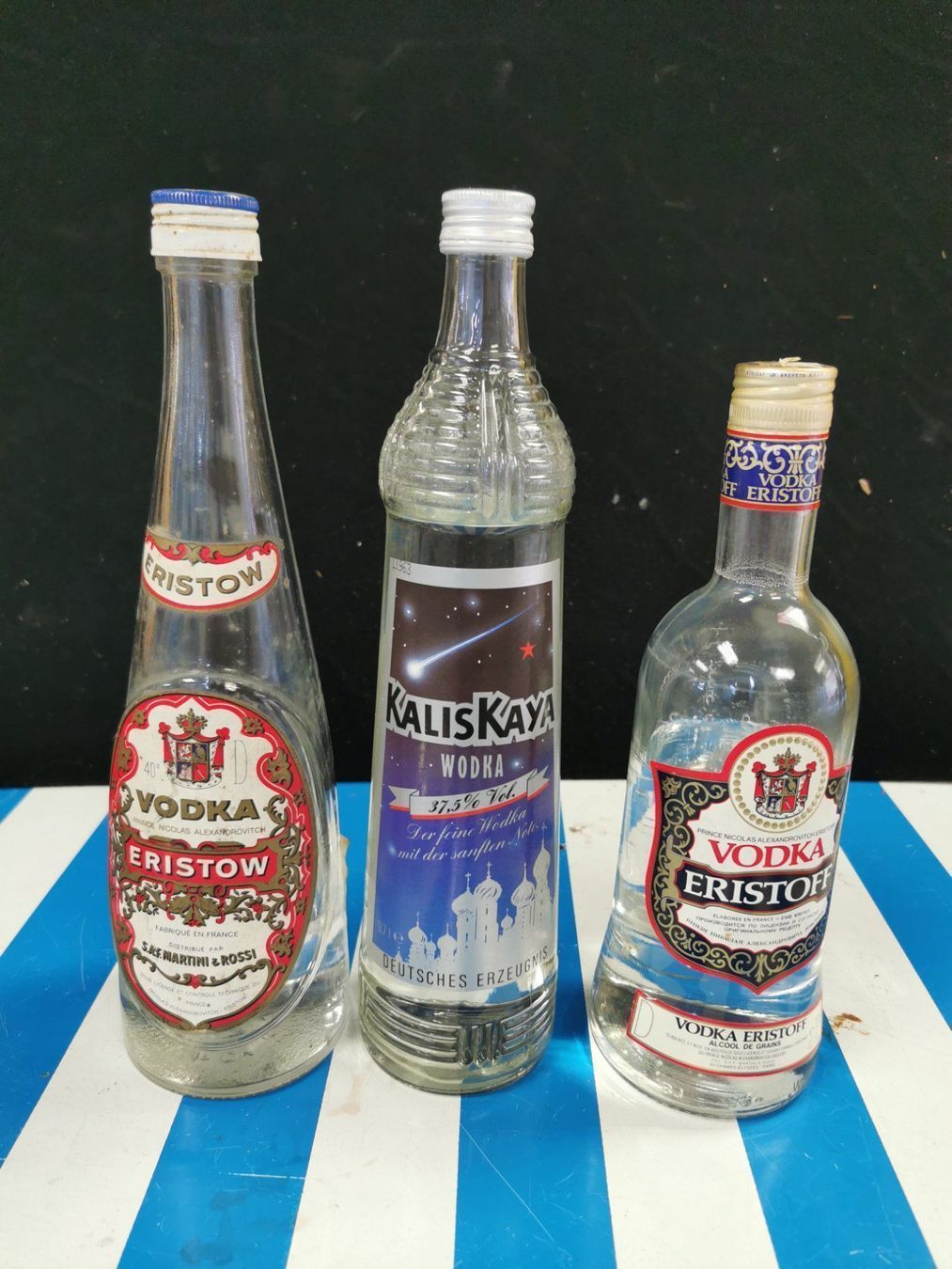 Spirituosen: Lot de 3 bouteilles de VODKA – Gebraucht aus Genève von Leboucheoreilles