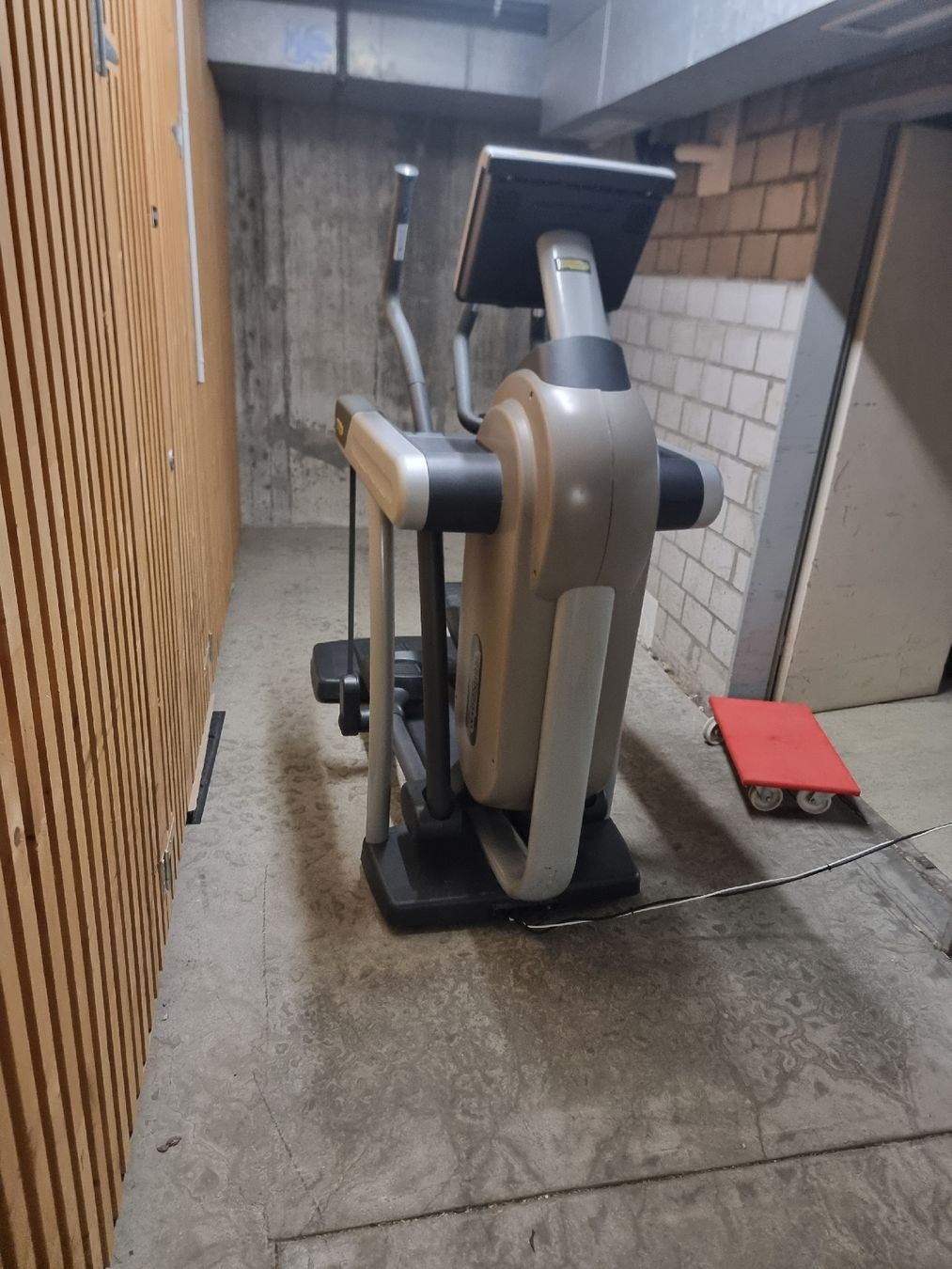 Technogym Hometrainer: Crosstrainer TechnoGym Vario EXC 700  – Usato da Aarau venduto da Aboudx 5