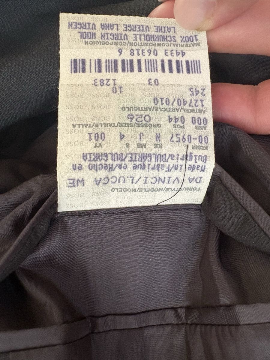 Hugo Boss Completi: Anzug Boss Grösse 26 - kurz – Nuovo (secondo la descrizione) da Anglikon venduto da fg.gabi 3