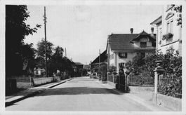 Alte Ansichtskarte vermutlich aus Neudorf? Fotokarte!