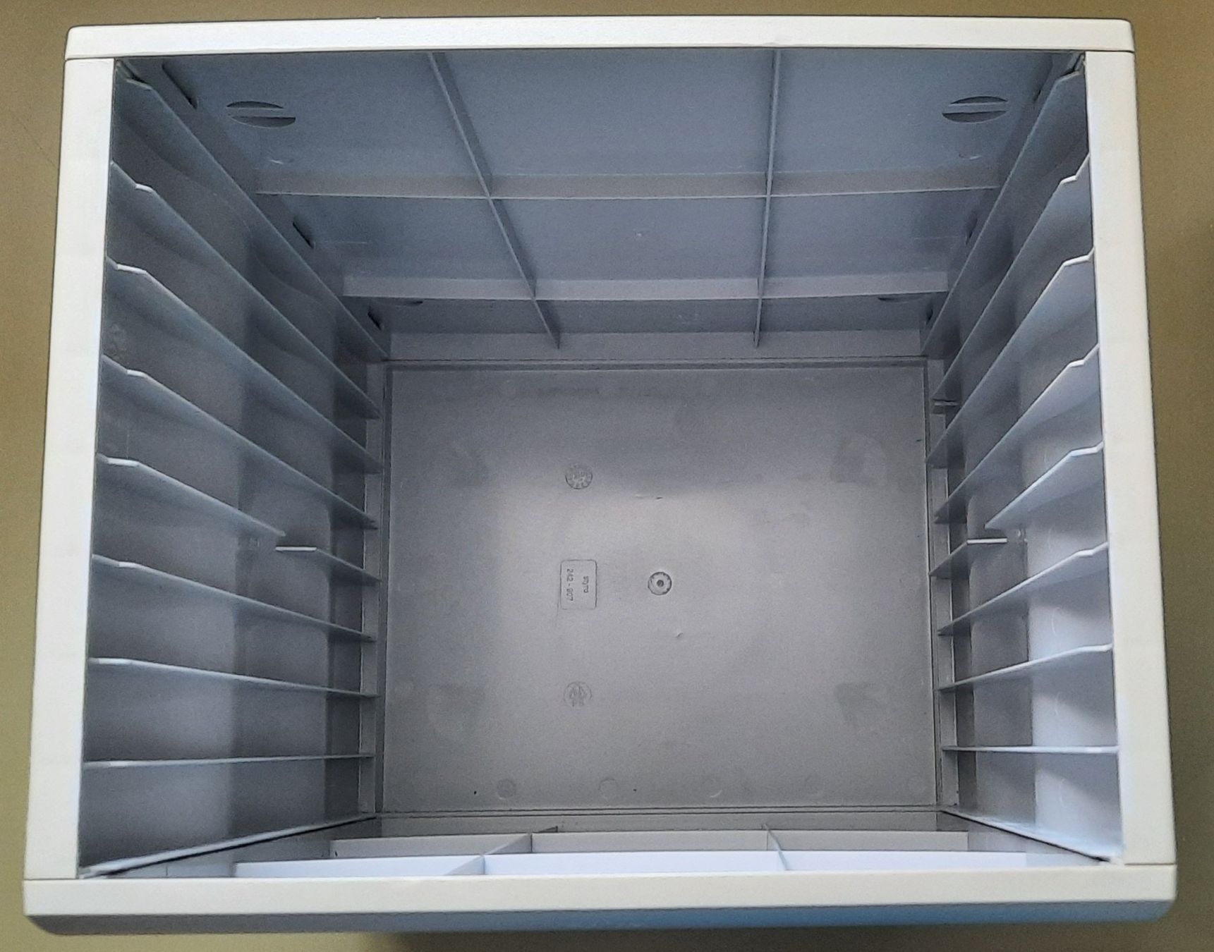 Sistemi di archiviazione: STYRO Schubladenbox Wave, 4 Schübe – Usato da Seuzach venduto da VT-Collections2 1