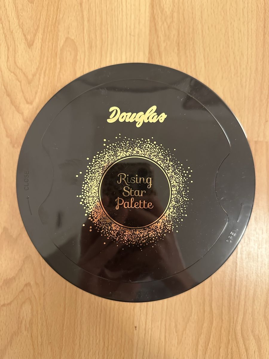 Douglas Make-up: Douglas - Rising Star Palette – Usato da Frauenfeld venduto da vanyllua 1