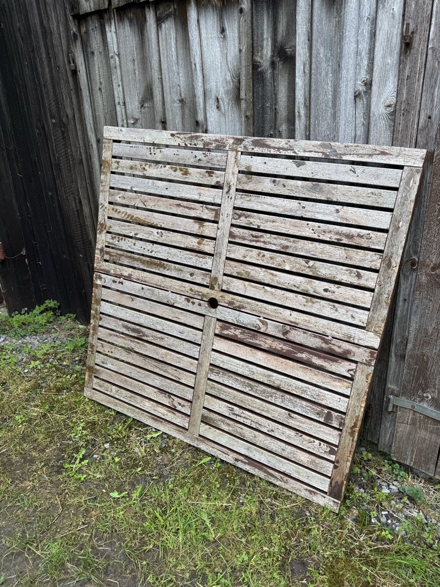 Tavoli: Holztisch Ikea für draussen – Usato da Willerzell venduto da Stoeff8l