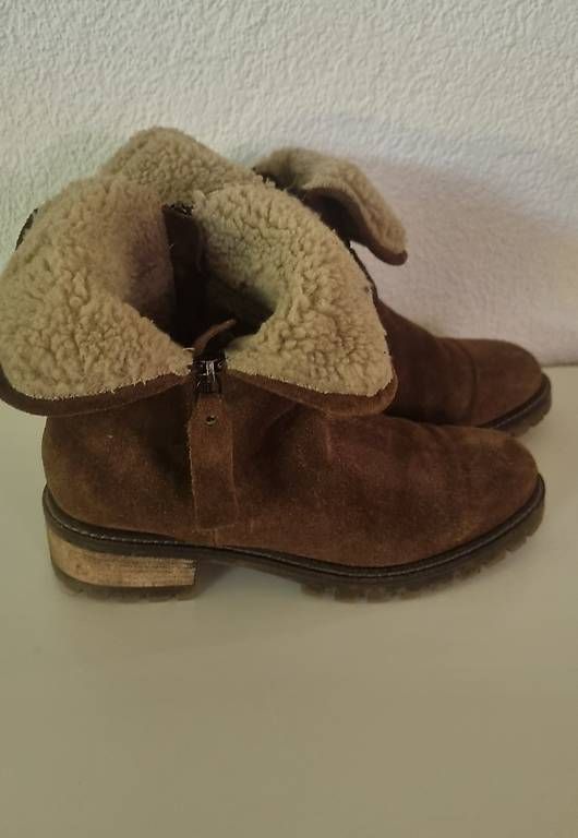 Damenschuhe: Bottines Minelli en cuir suédé/ T. 38 – Gebraucht aus Monthey von Linasmile