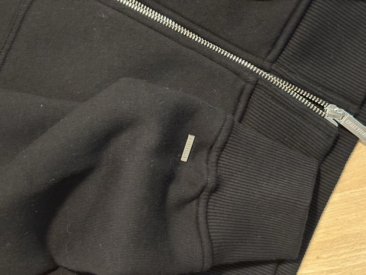 Vestes: ZIP-HOODIE - BLACK The brand Eightyfive M – Neuf (Voir description) à Zürich par ann_26jc 4