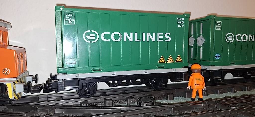 Playmobil Giocattoli: Playmobil 4085 Container-Güterwagen grün #121 – Usato da Reinach BL venduto da Playmobilist 1