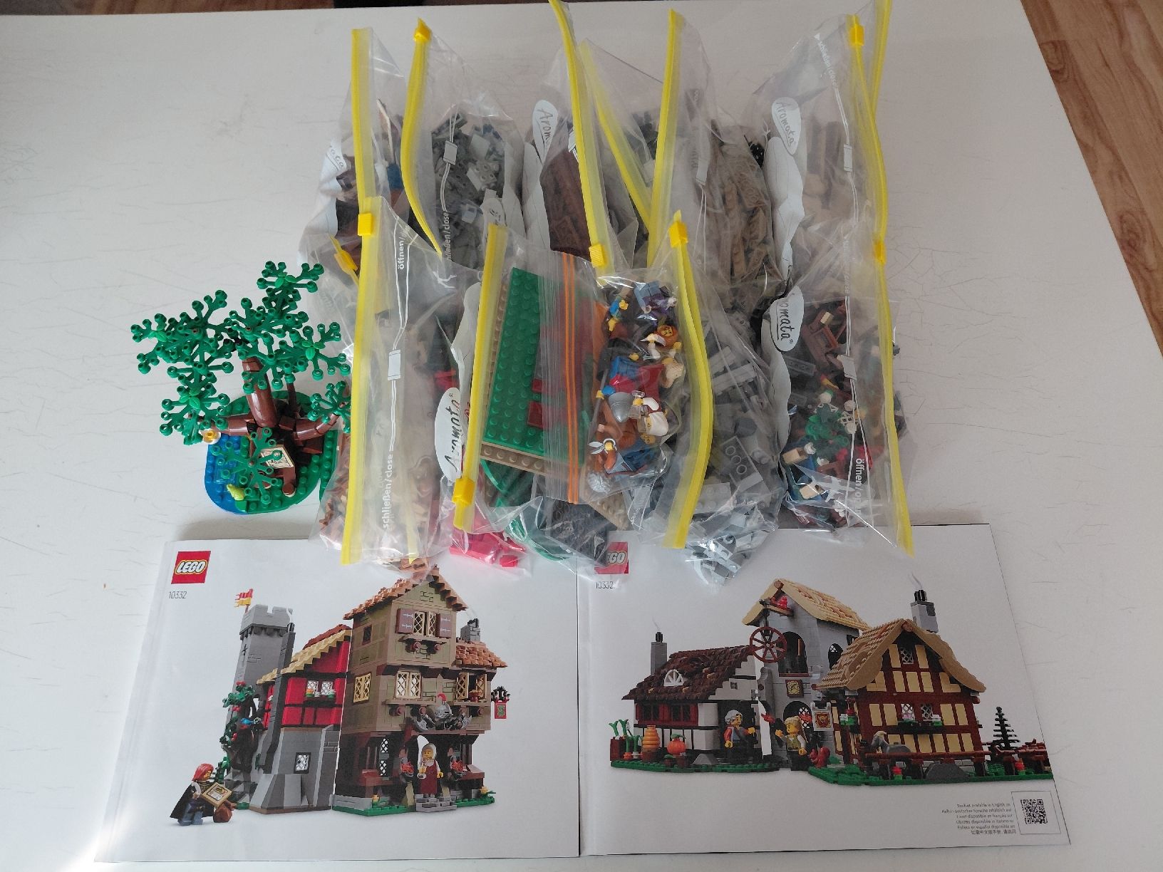 Lego Baukästen: Lego Mittelalterlicher Stadtplatz 10332 – Gebraucht aus Allenwinden von Muggi076 1