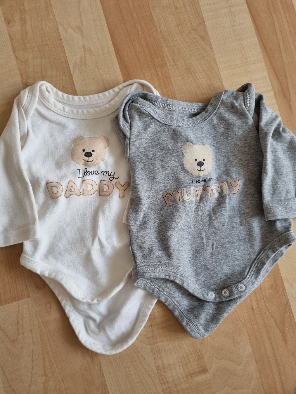 Lotti & Set di vestiti: 6 Babybodys Grösse 56 Langarm – Nuovo (secondo la descrizione) da Gunzgen venduto da Celine22 2