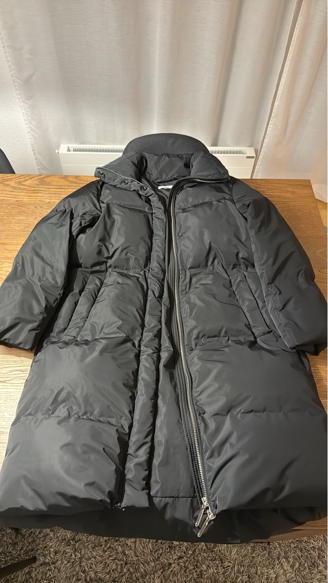 Mango Giacche: Warme Winterjacke Grösse S Mango – Usato da Wettingen venduto da rom_zm2f