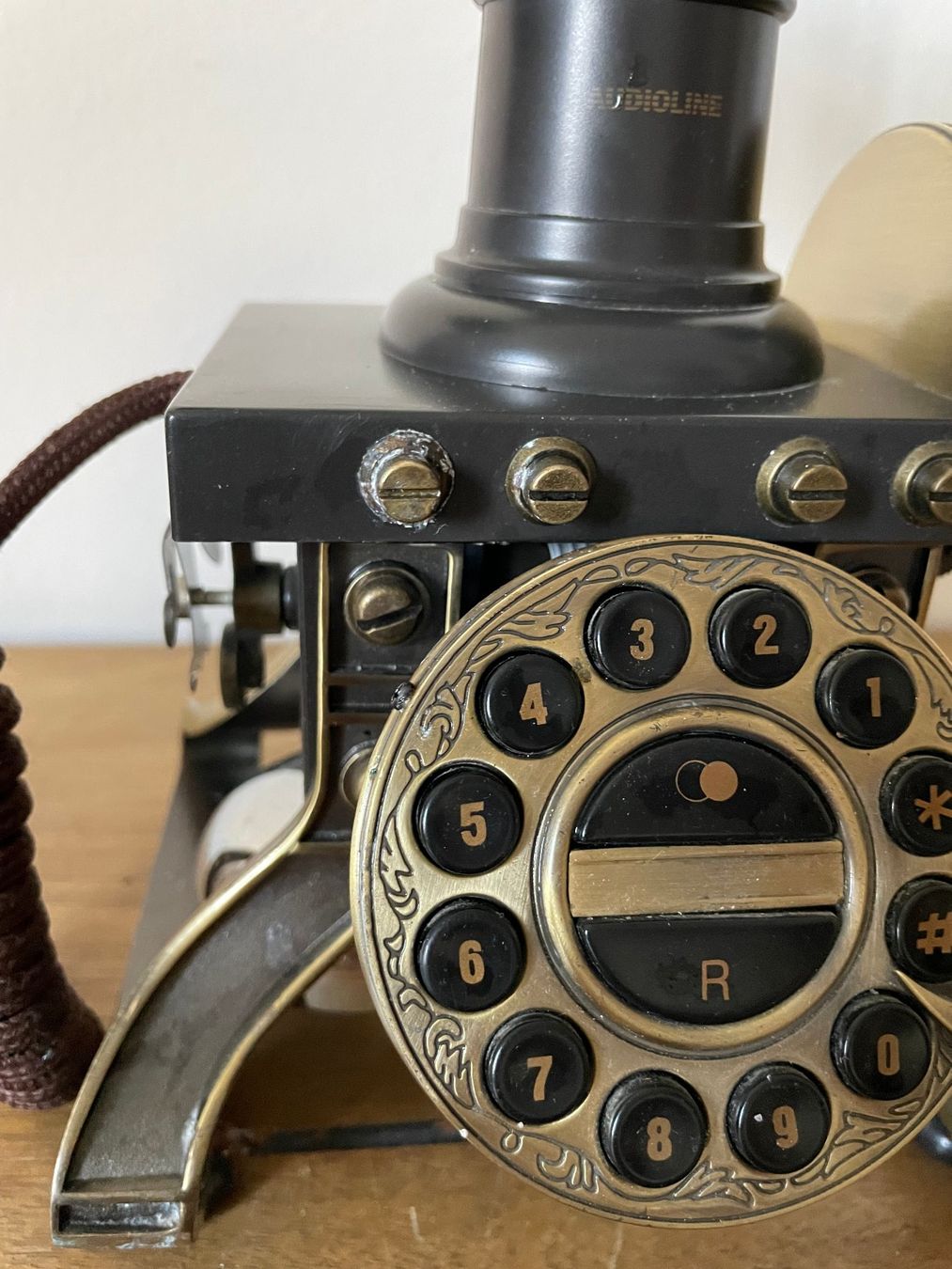 Telefone: Telefon im Antik-Stil Doro Millenium von Audioline – Gebraucht aus Münchenbuchsee von hamama18 1