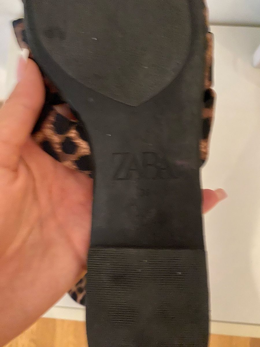 Zara Chaussures femmes: Sandalette Leopard Print Zara Damen – Neuf (Voir description) à Zürich par lib_s9yb 1