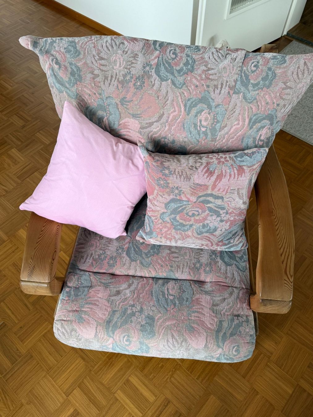 Poltrone: Sessel - Linth - Holz - Rauch und Tierfrei – Usato da Fällanden venduto da CapShop 1