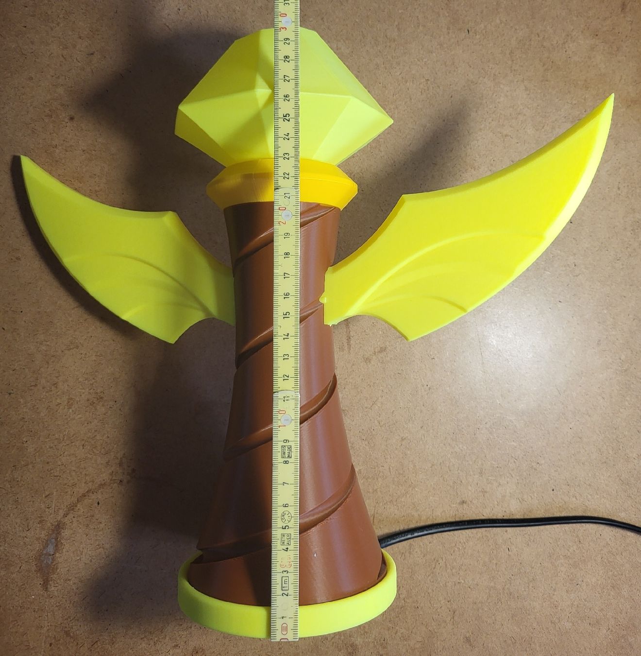 Statuette: Lampe League of Legends – Usato da Montet (Glâne) venduto da KOADA 3