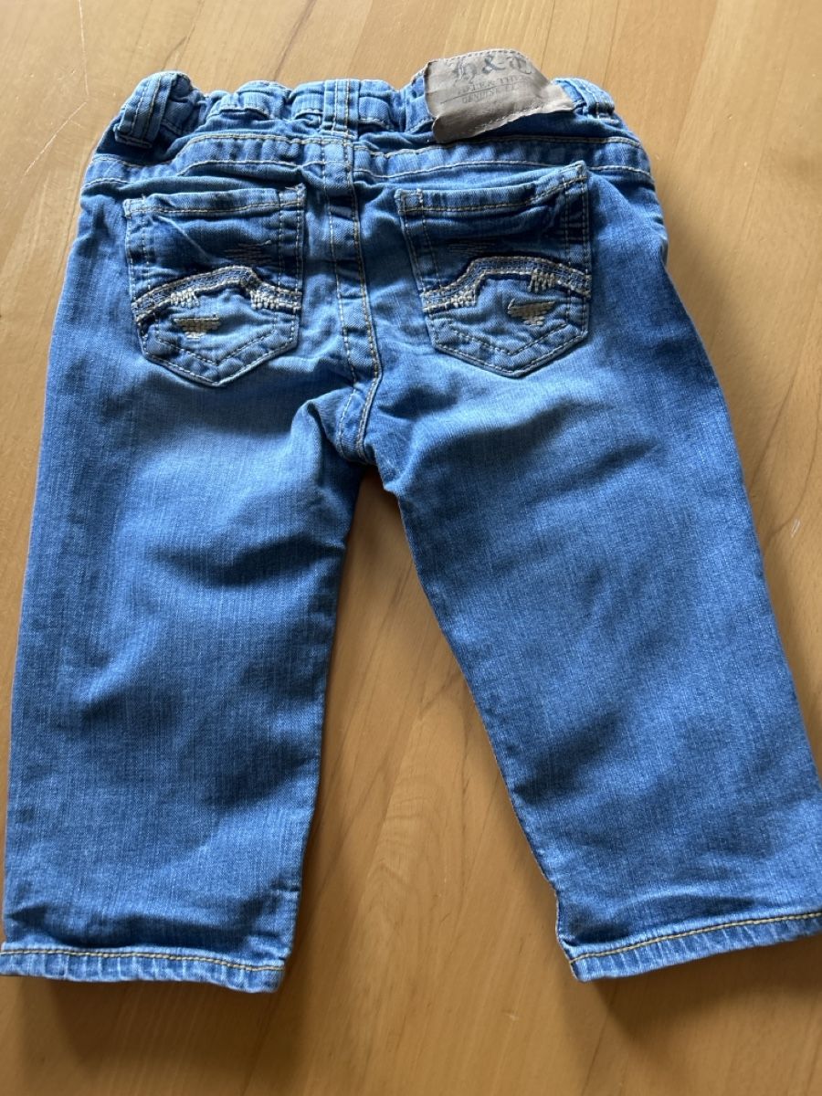 Pantaloni: Kurze Jeanshose Gr. 140 – Usato da Dottikon venduto da cimar 1