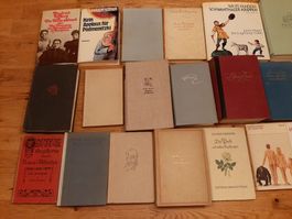 Bücherkiste aus dem 19ten bis 20ten Jahrhundert  35 Stk.