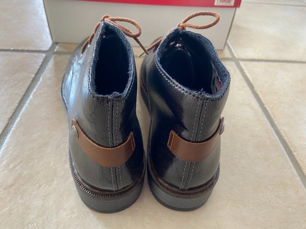 Rieker Scarpe da donna: Neue Rieker Stiefeletten Grösse 41 – Nuovo (secondo la descrizione) da Beatenberg venduto da nonnkari 5
