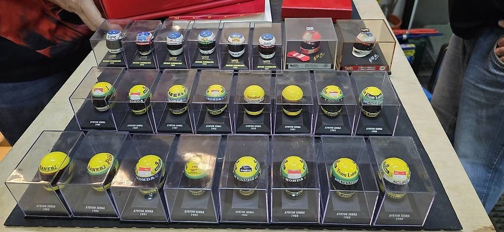 Casques & visières: Casques Senna 1/8 – Neuf avec emballage d'origine à Lausanne par issaluca 4