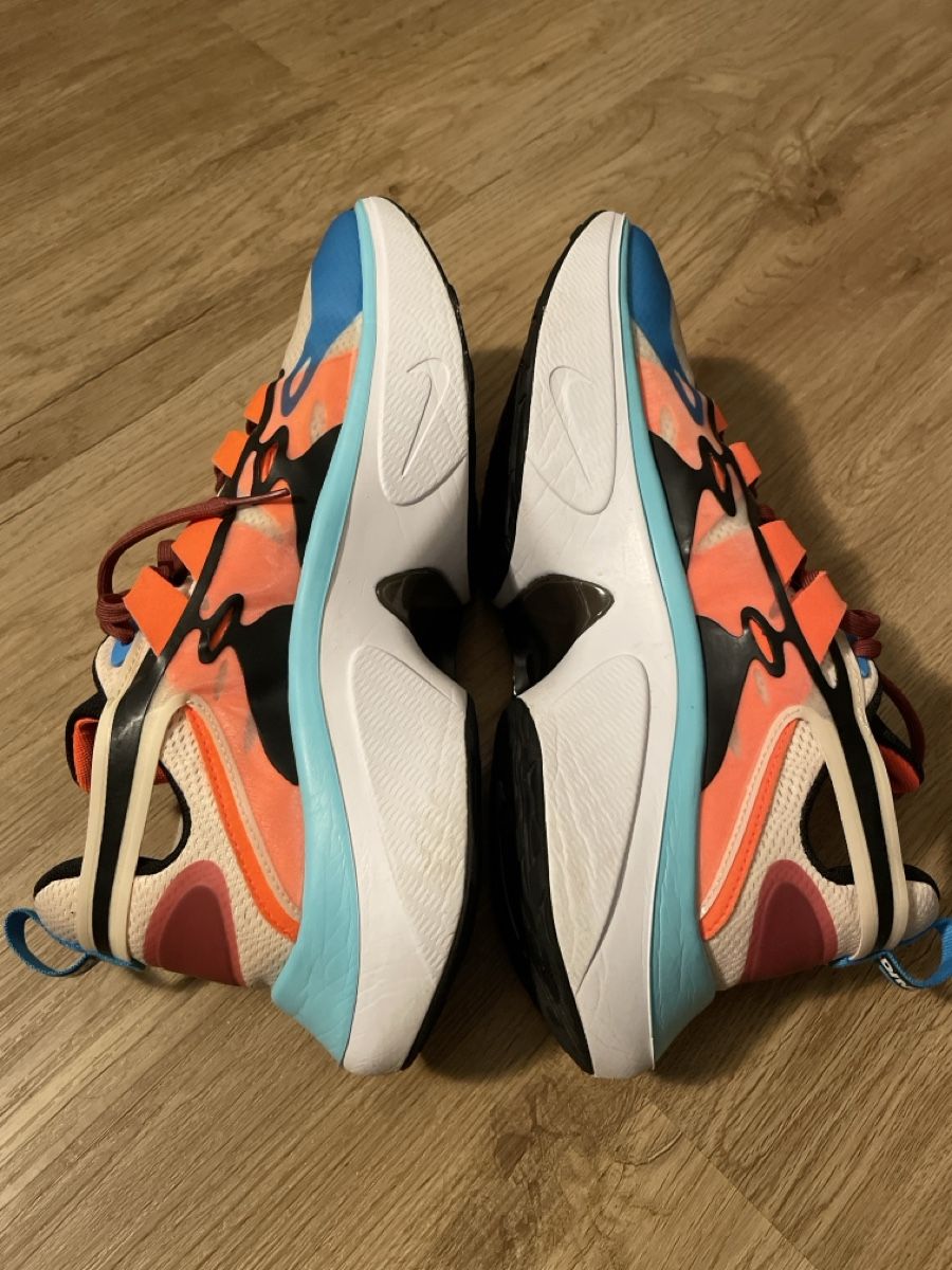 Nike Scarpe da uomo: Nike Air Max 270 React – Größe EU 44.5 / US 10.5 – Usato da Kräiligen venduto da SITARO 4