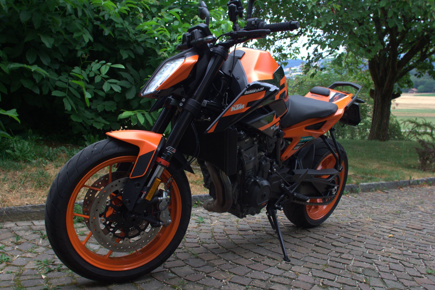 KTM Route: MOTO A VENDRE – D'occasion à Ferlens VD par NUSSBA