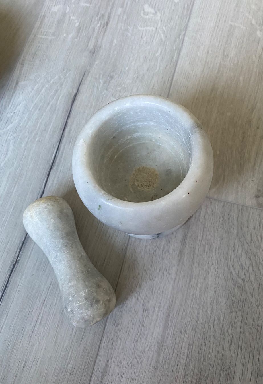 Altro per cucinare: Mörser mit Stössel   Material Marmor – Usato da Dottikon venduto da 6571 3