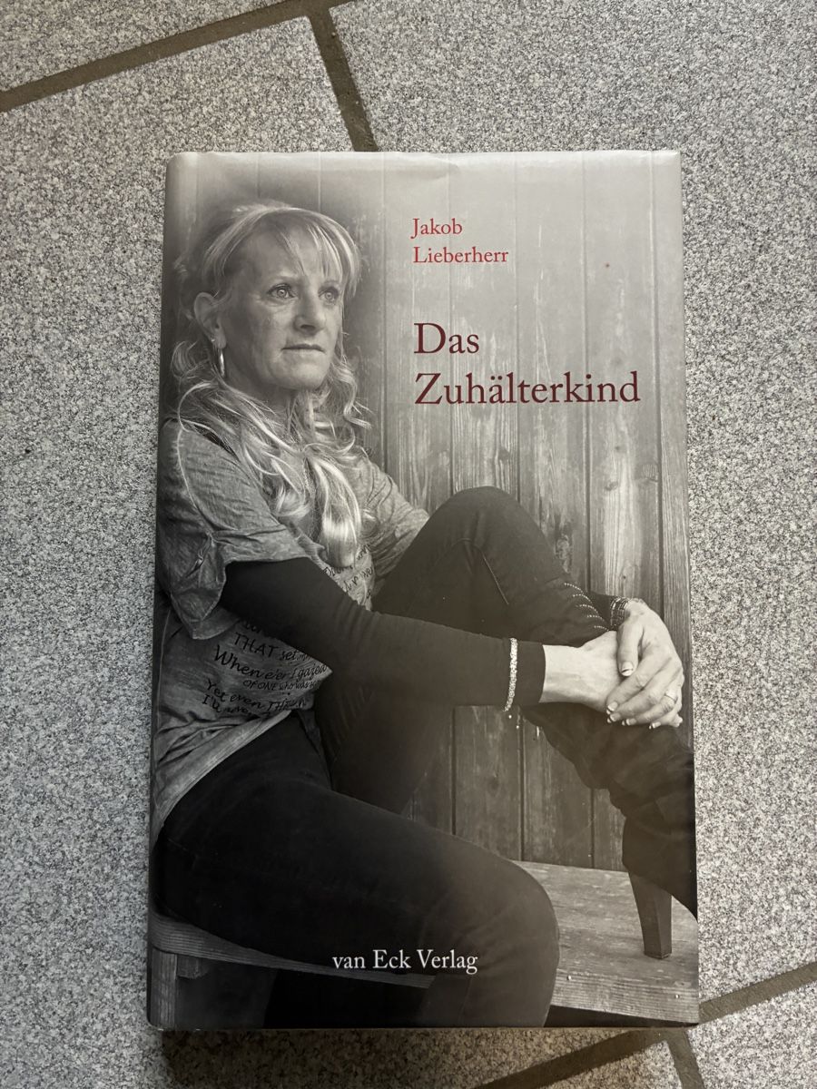 Libri: Diverse Bücher – Usato da Oberuzwil venduto da Australien2005