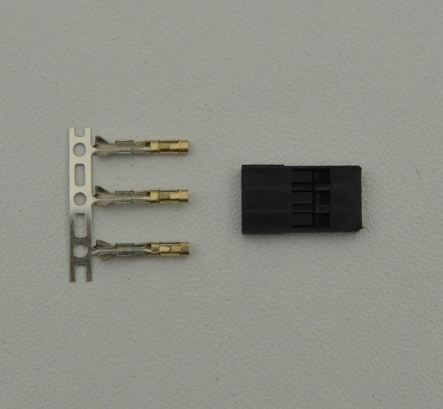 Modellismo RC: JR Servo Buchse 1Stk. – Nuovo e nell'imballaggio originale da Rüti ZH venduto da MSRC_Modelle 1