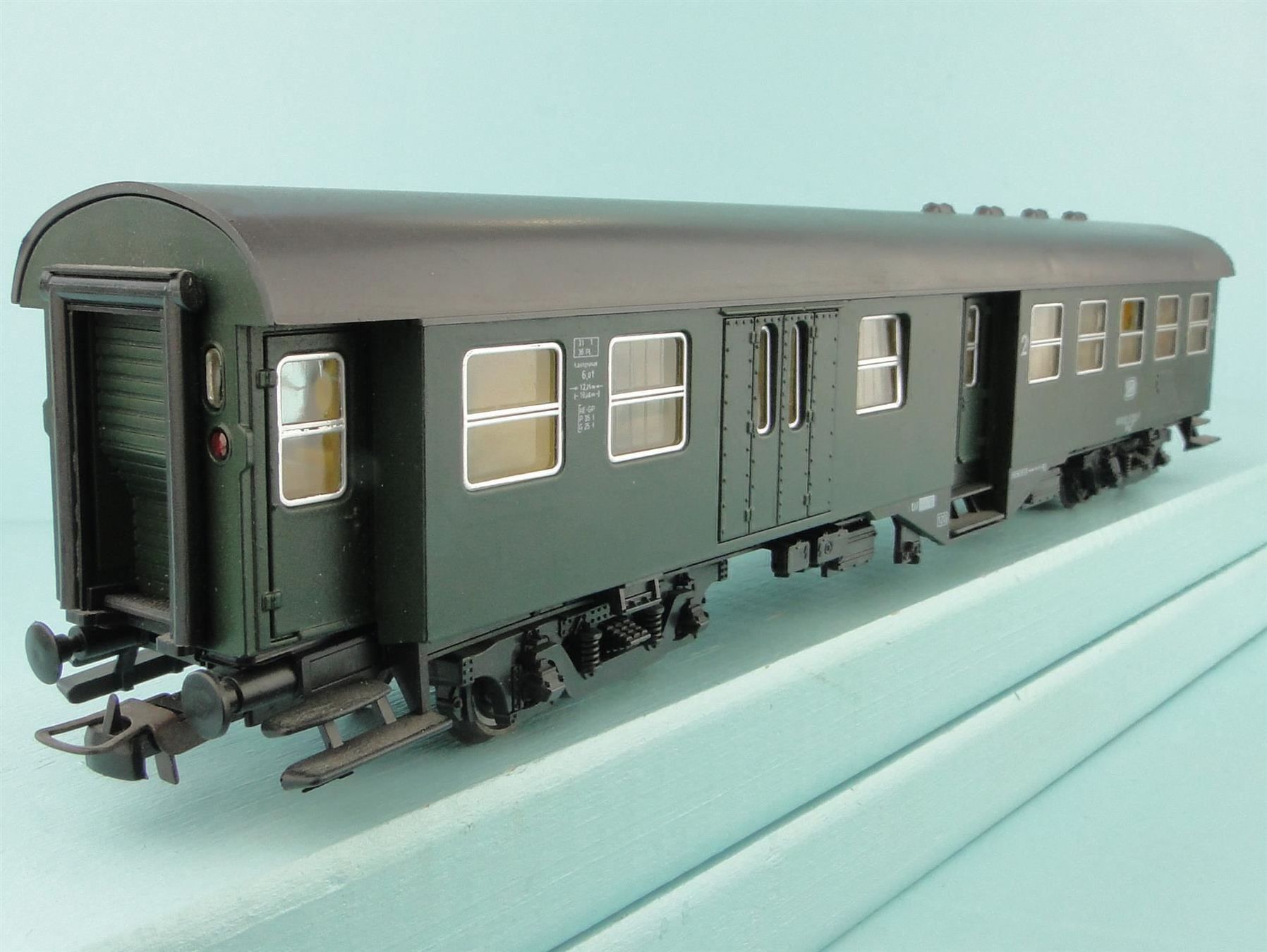 Roco Modellini di ferrovie: Roco 4254 Umbauwagen 2Kl/Gepäck – Usato da Bülach venduto da cann11