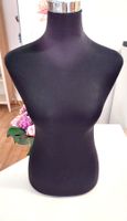 Schaufenstertorso schwarz