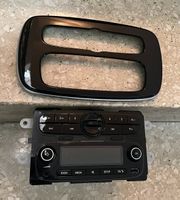 Original Smart ( 453 )Radio, inklusive Abdeckblende