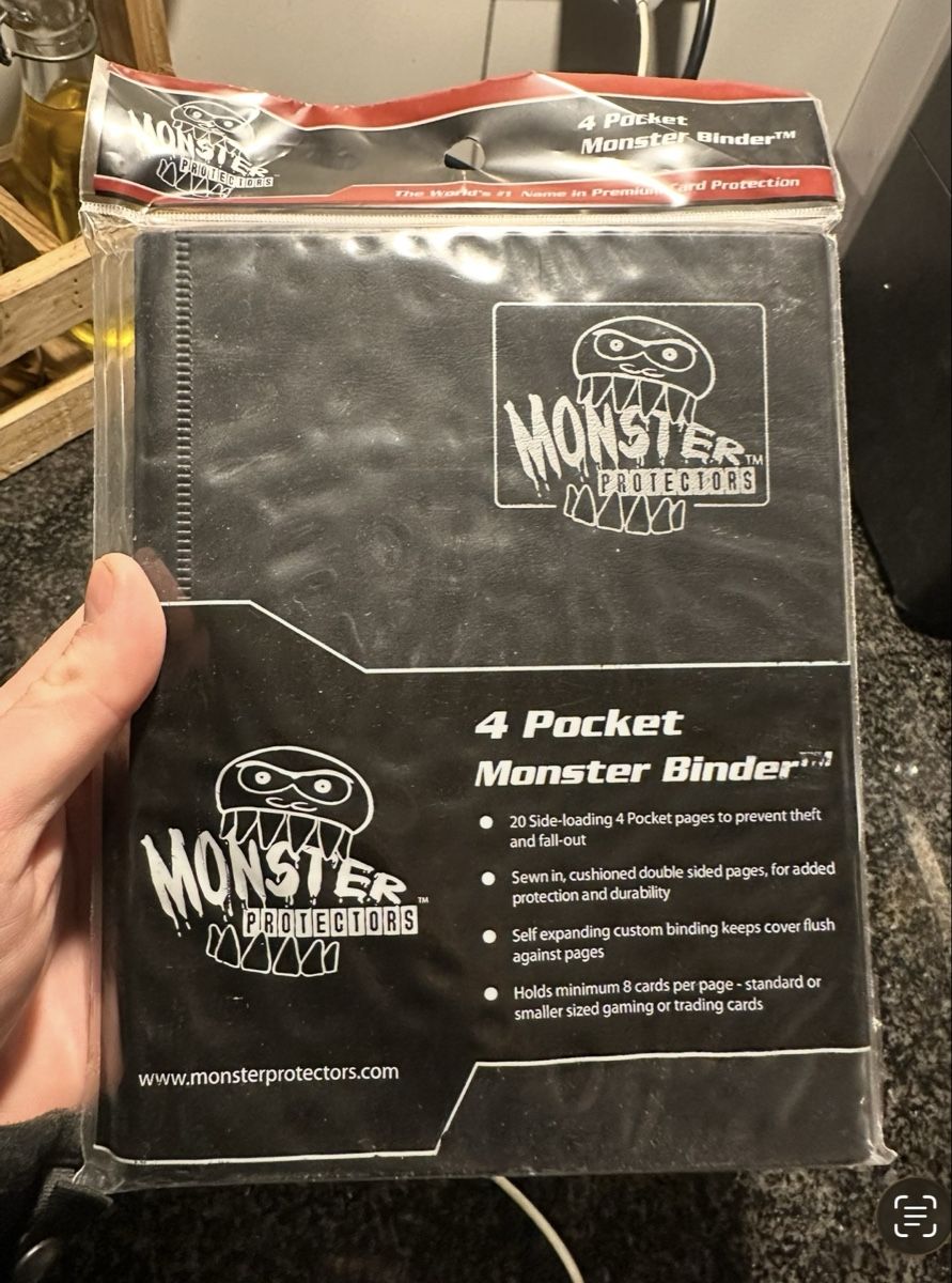 Magic The Gathering Carte collezionabili: Monster Pocket Binder OVP black & white – Nuovo (secondo la descrizione) da Ringgenberg BE venduto da gemkeeper