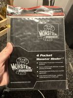 Monster Pocket Binder OVP black & white