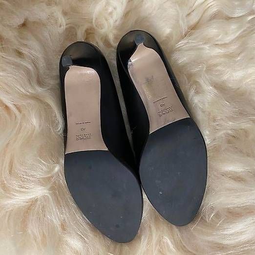 Hugo Boss Scarpe da donna: Hugo boss pumps Gr 40 – Usato da Schlatt TG venduto da NataJan 1
