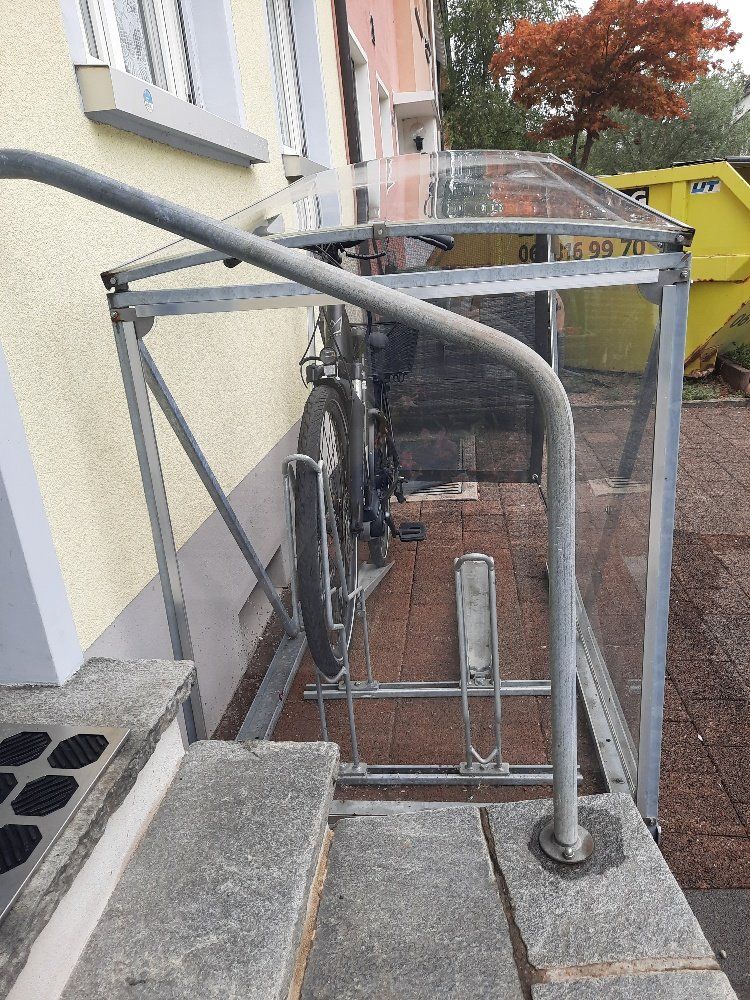 Abris: Velo Unterstand – D'occasion à Basel par Airwick1 2