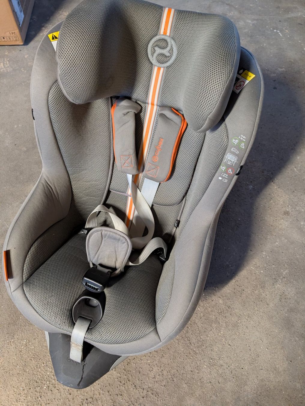 Auto-Kindersitze: Cybex Sirona Gi i-Size Plus Kindersitz lava grey – Gebraucht aus Fulenbach von mx9luk9xm