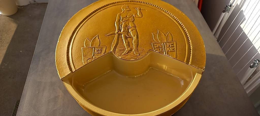Tutte le decorazioni: Sbrinz Käse Attrappe  Orginal Größe – Usato da Seon venduto da Psalm28