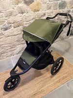 Kinderwagen Thule Urban Glide 2, ideal für Stadt und Gelände